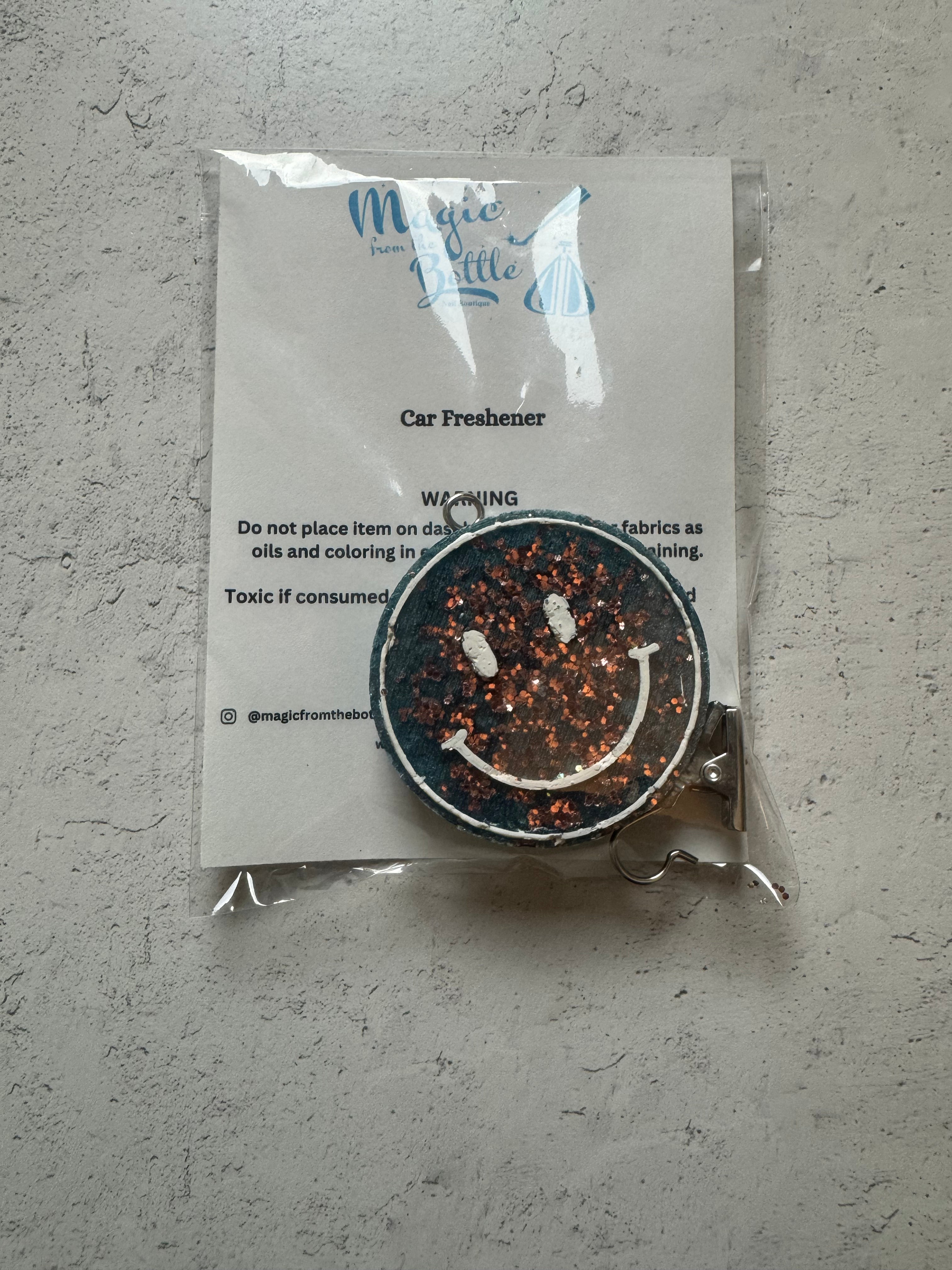 Car Freshener - Vent Clip - Smiley Face (Navy Blue w. Rose Gold Glitter)
