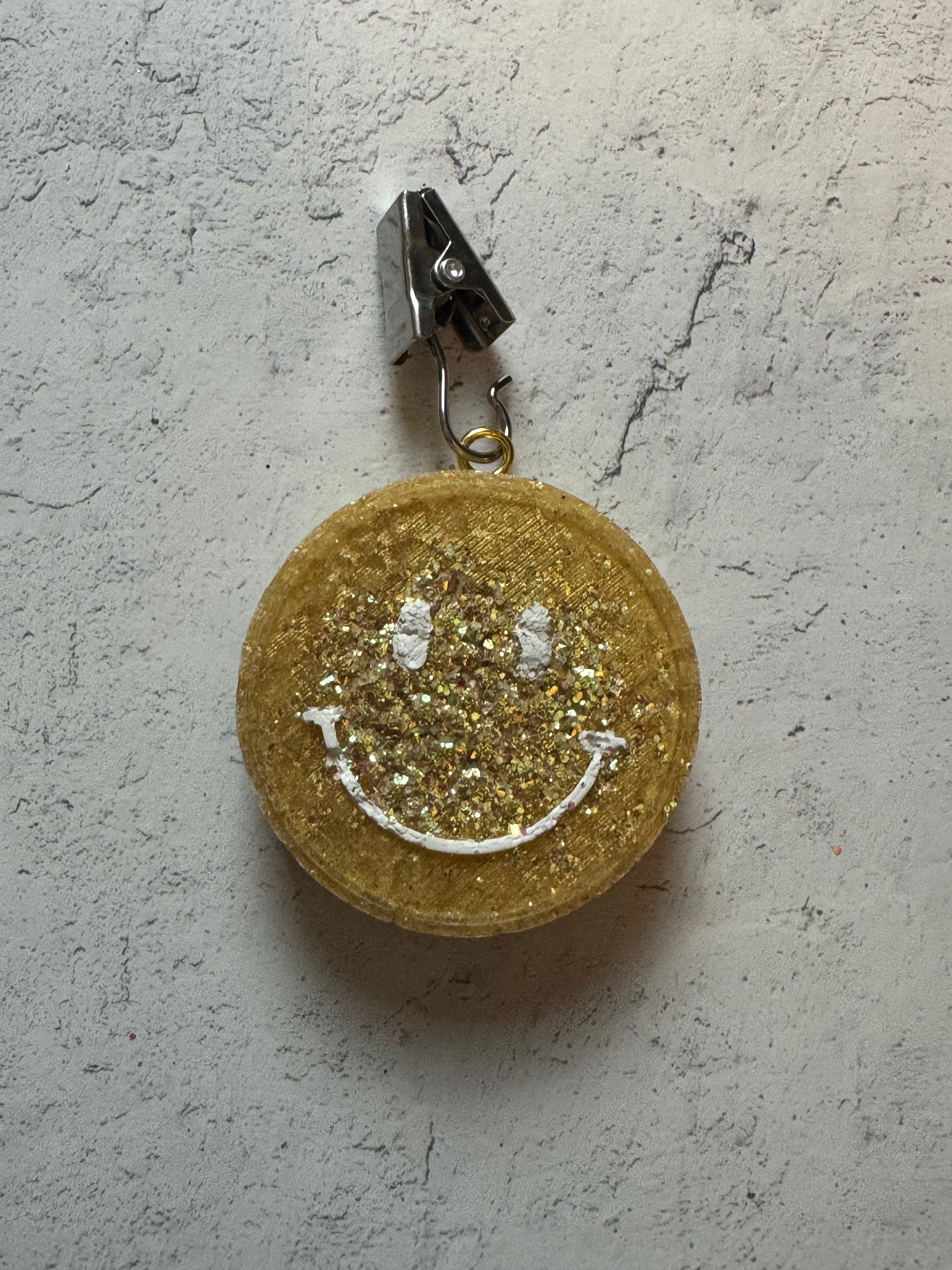 Car Freshener - Vent Clip - Smiley Face (Gold w. Gold Glitter)